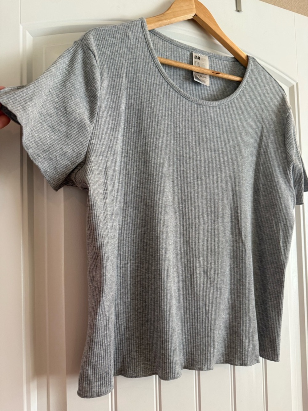 H&M Cute Grey Ribbed Short-Sleeve Shirt
